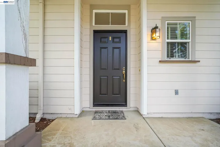 7318 Carter Ave, Newark, California 94560 — photo 4