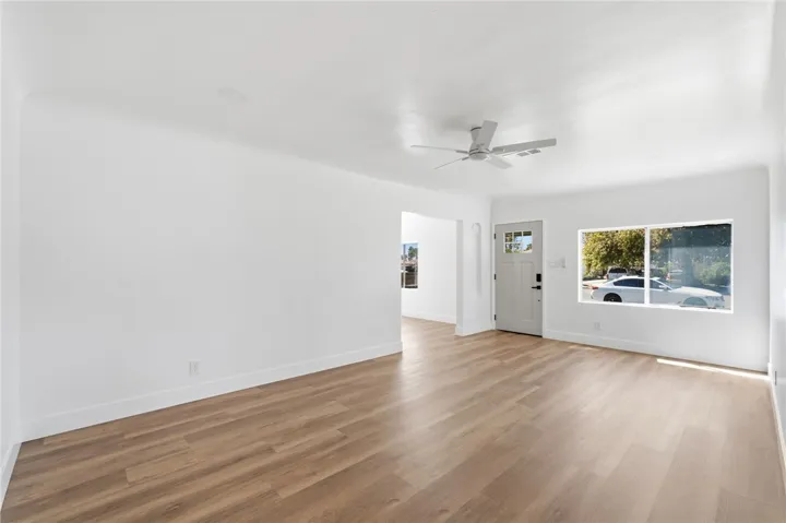 250 Holtby, Bakersfield, California 93304 — photo 5