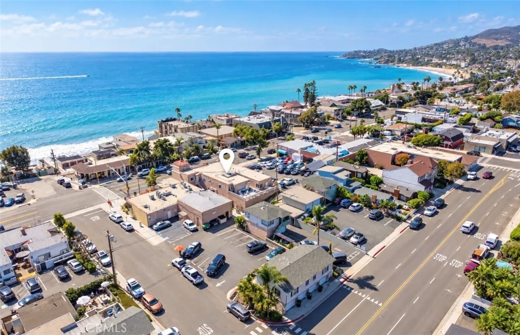 976 S Coast Hwy #1