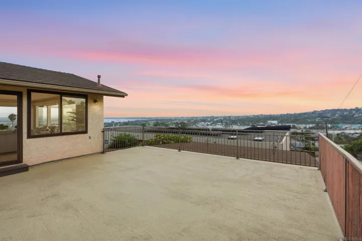 3341 Mount Laurence Dr, San Diego, California 92117 — photo 5