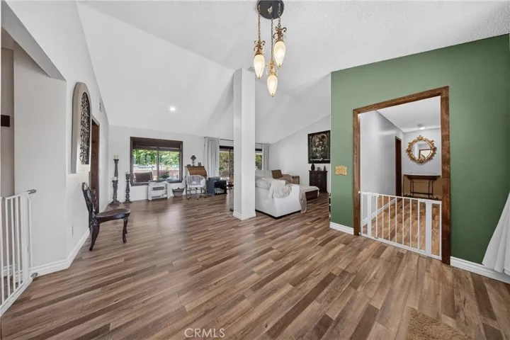 14070 Seminole, Apple Valley, California 92307 — photo 5