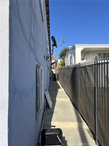 1454 N Eastern Avenue, Los Angeles, California 90063 — photo 5
