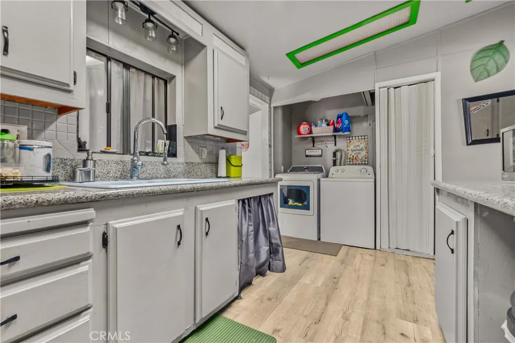 KITCHEN PIC 2 KITCHEN PIC 2
