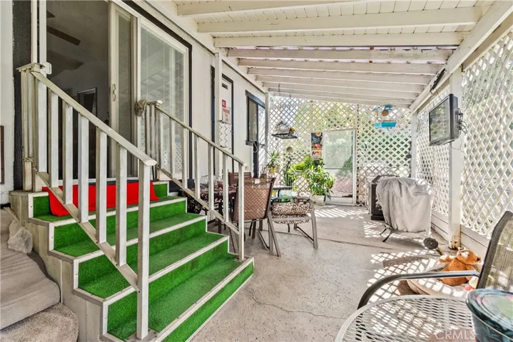 EXTERIOR COVERED PATIO DIFF ANGLE