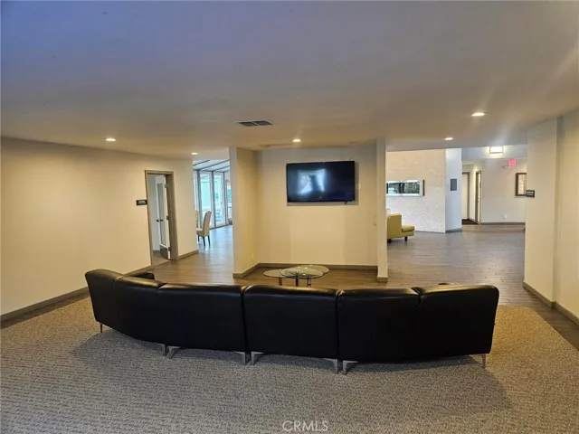 CLUBHOUSE ENTERTAINMENT AREA