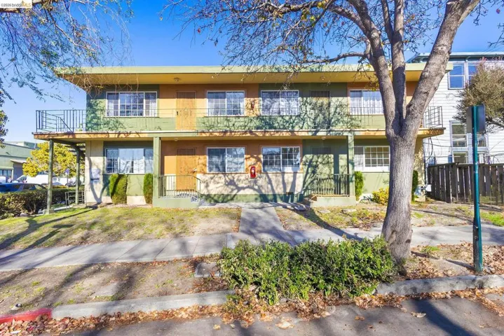 1298 63rd St, Emeryville, California 94608 — photo 4