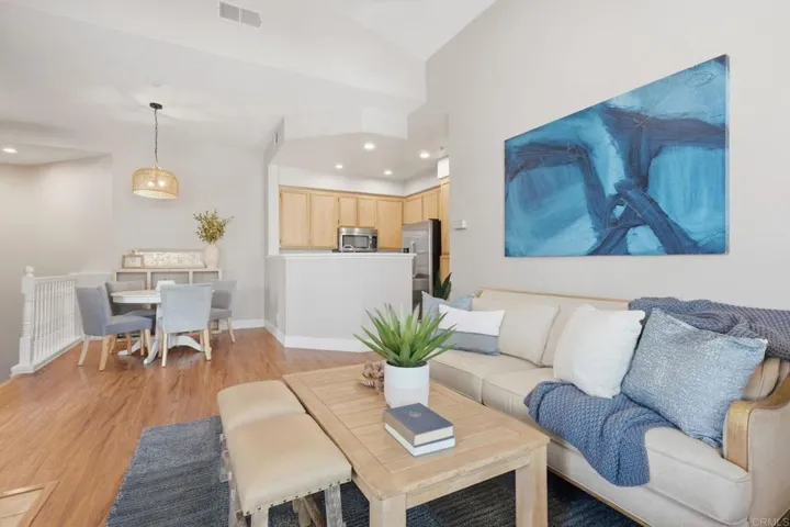 581 Silver Berry Place, Encinitas, California 92024 — photo 5