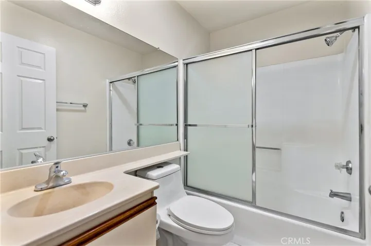 3rd level bedroom en-suite