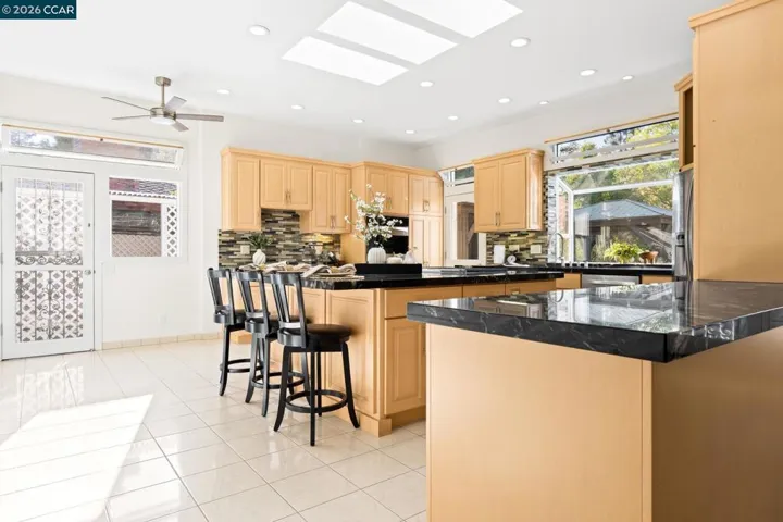 1590 Daniels Dr, San Leandro, California 94577 — photo 5