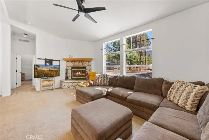 41704 Park Ave, Big Bear Lake, California 92315 — photo 4