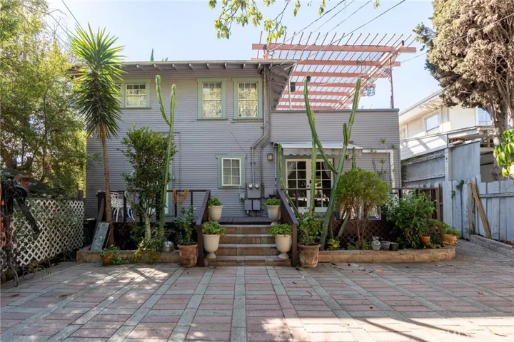 1900 Taft, Los Angeles, California 90068 — photo 5