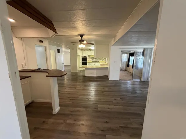 21223 Jimpson Way, Canyon Country, California 91351 — photo 4