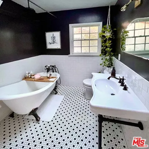2828 Laurel Canyon Place, Los Angeles, California 90046 — photo 5