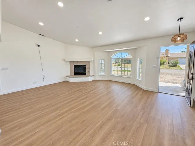 10968 Nambe, Apple Valley, California 92308 — photo 5