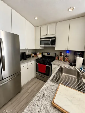 18804 Mandan St 814, Canyon Country, California 91351 — photo 5