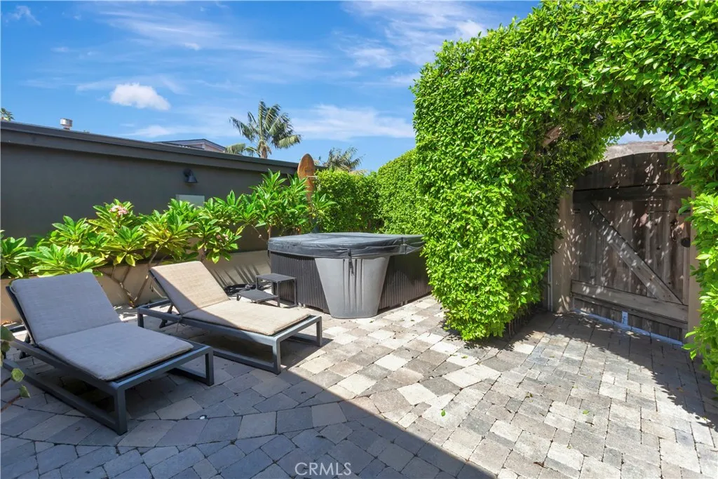 private patio with jacuzzi private patio with jacuzzi