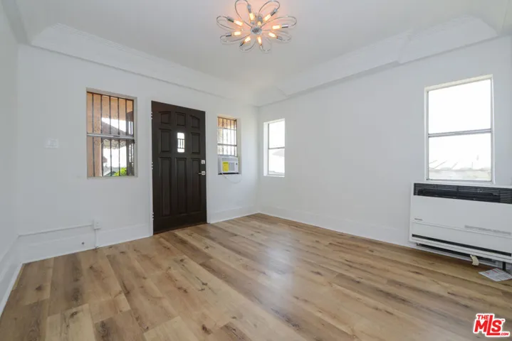 527 N Cummings Street, Los Angeles, California 90033 — photo 5