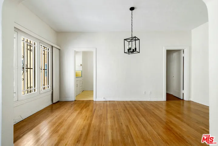 450 N Ogden Drive 1/2, Los Angeles, California 90036 — photo 4