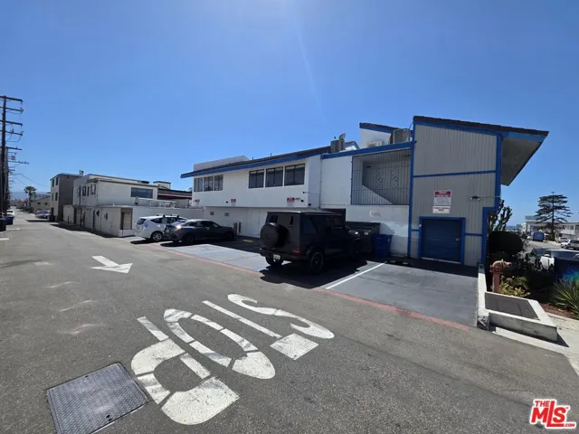 950 Hermosa Avenue 108, Hermosa Beach, California 90254 — photo 4