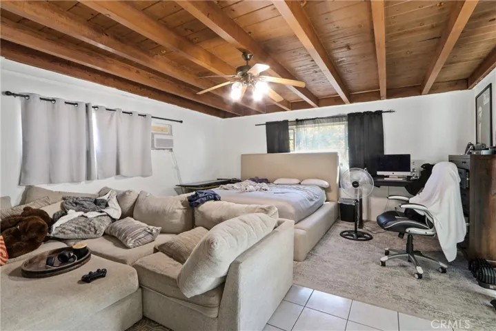 1335 S Douglas Street, Santa Ana, California 92704 — photo 4