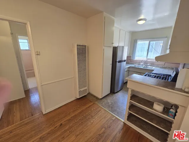 1532 N Harvard Boulevard 8, Los Angeles, California 90027 — photo 5
