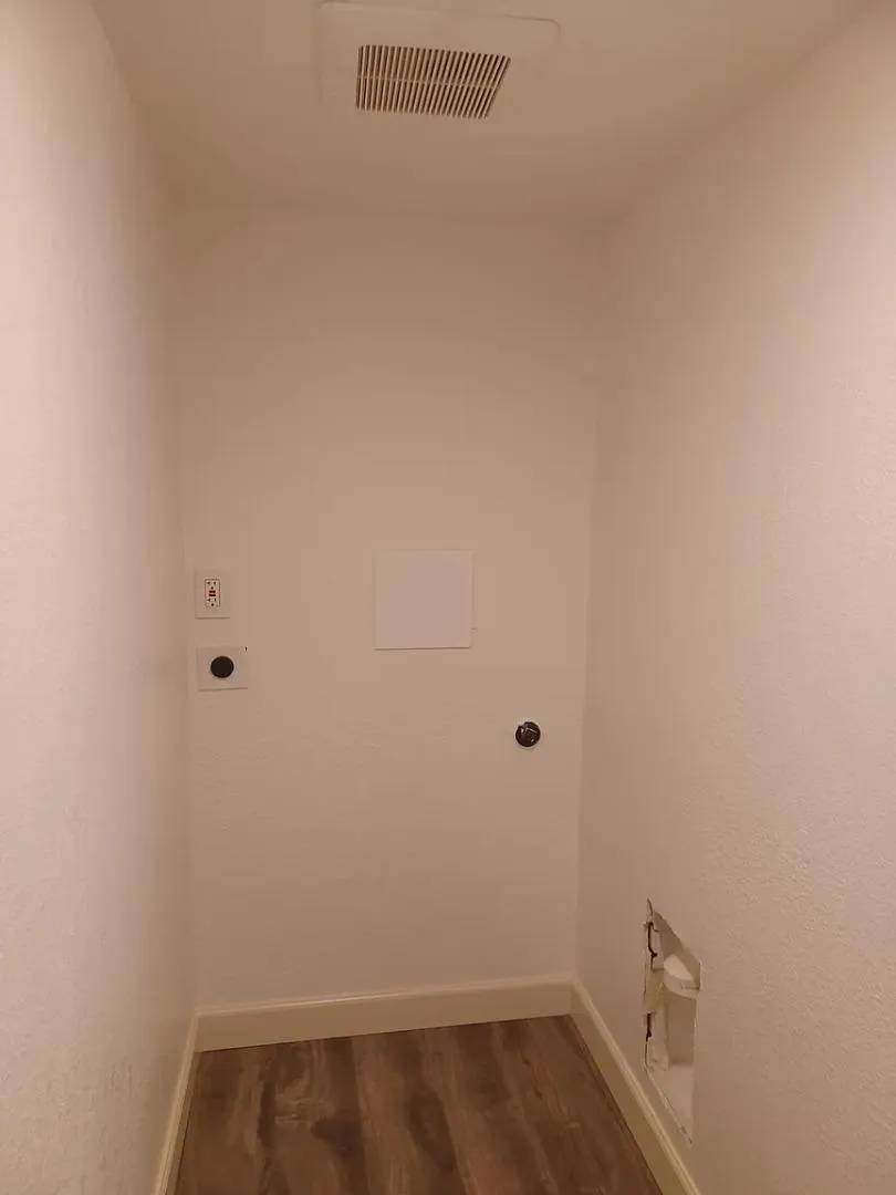 UNIT 2 LAUNDRY