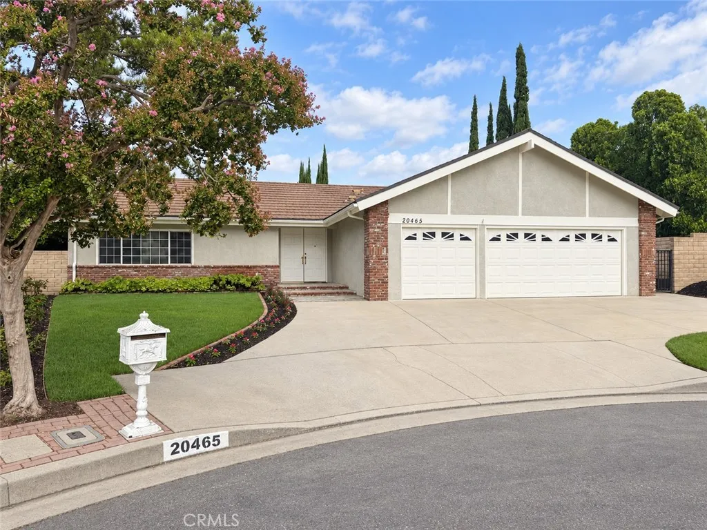 Welcome to 20465 Shamrock Place