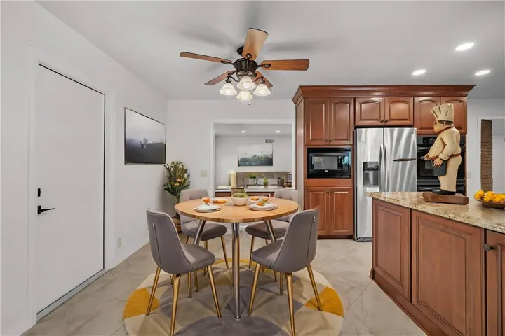 Kitchen Nook area - Virtual Furniture