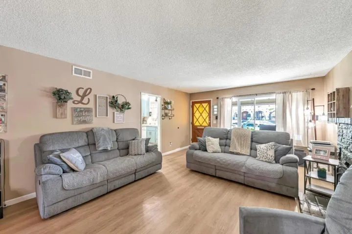 185 Hollis Avenue, Campbell, California 95008 — photo 4