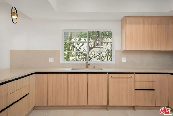 9921 Durant Drive 1, Beverly Hills, California 90212 — photo 4