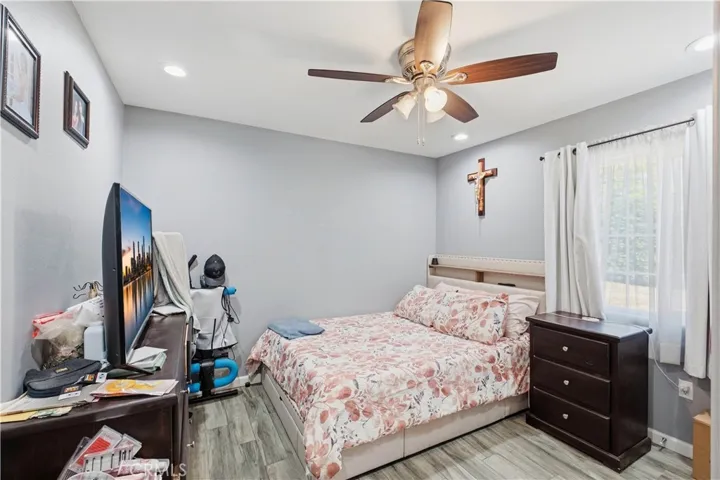 2580 W 1st Avenue, San Bernardino, California 92407 — photo 5
