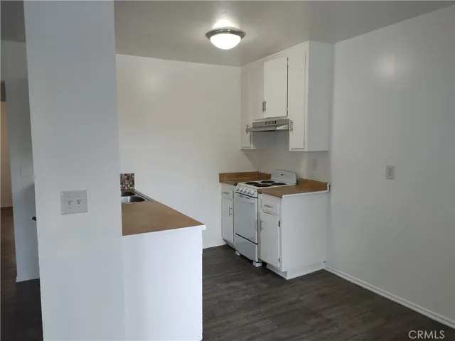 13050 Dronfield Ave 16, Sylmar, California 91342 — photo 5