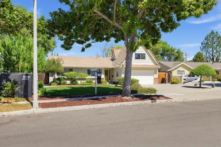 1091 Rockefeller Drive, Sunnyvale, California 94087 — photo 4