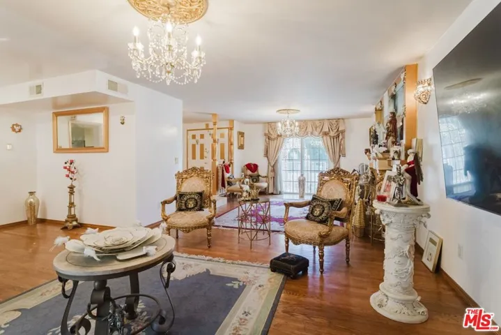 3430 Mclaughlin Avenue, Los Angeles, California 90066 — photo 5