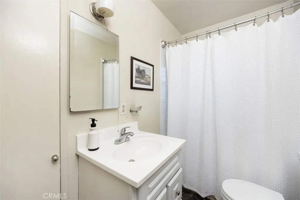 Unit B Bath