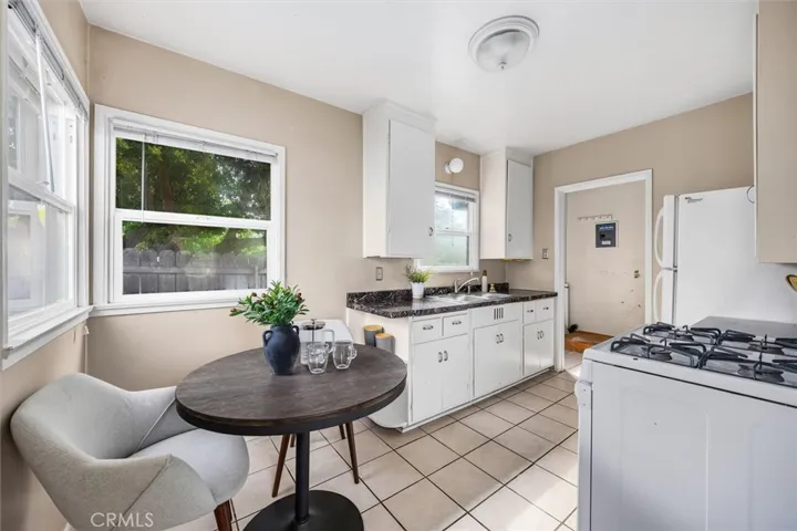 Unit B Dining / Kitchen