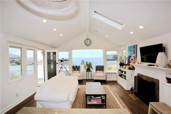 176 Mcaulay Place, Laguna Beach, California 92651 — photo 4