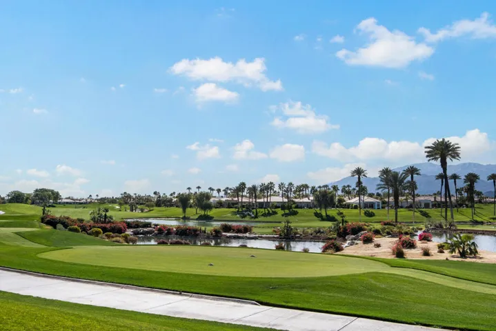 71_12077168_mountain-view-country-club-l