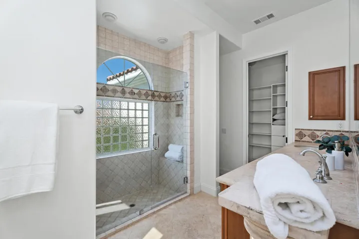 Casita Bathroom