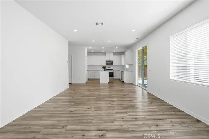 16589 Trailblazer Avenue, Chino, California 91708 — photo 4