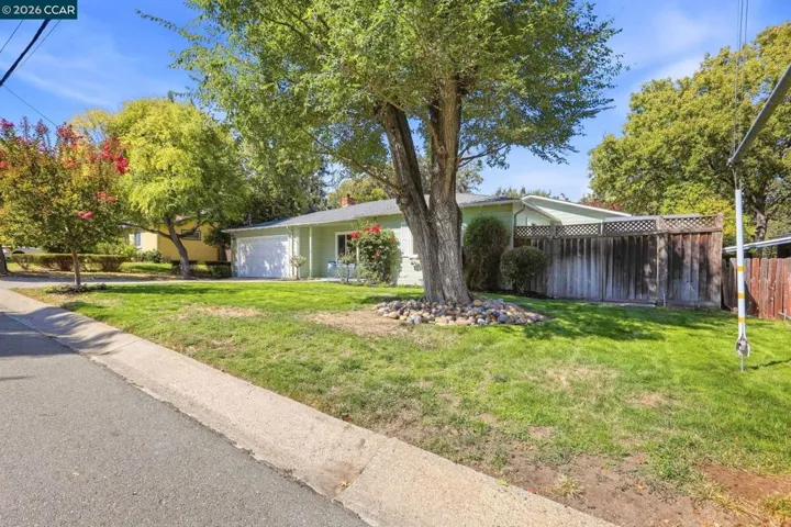 140 Lucinda Ln, Pleasant Hill, California 94523 — photo 4