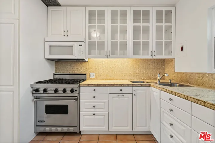 717 Raymond Avenue 3, Santa Monica, California 90405 — photo 4