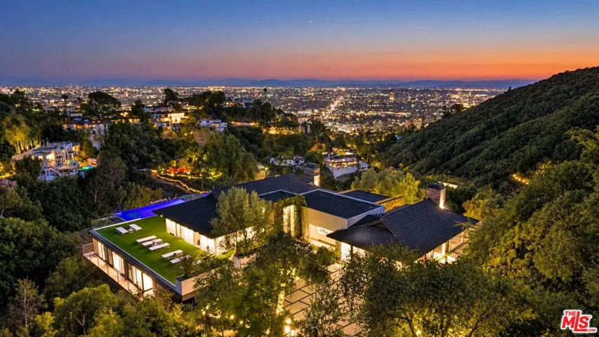 2402 Carman Crest Drive, Los Angeles, California 90068 — photo 4