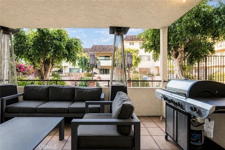 5315 Yarmouth Avenue 104, Encino, California 91316 — photo 5