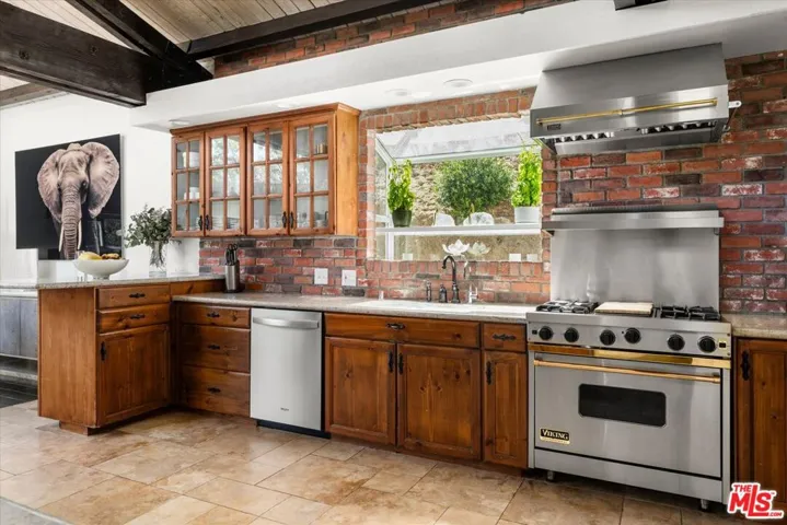 4631 Ensenada Drive, Los Angeles, California 91364 — photo 5