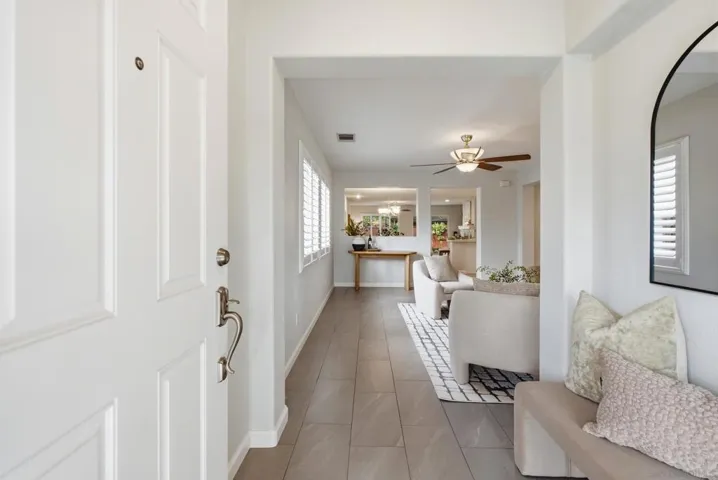 1053 Manteca, Oceanside, California 92057 — photo 4