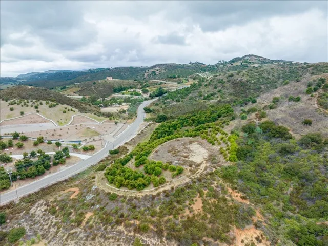 35380 Avenida La Cresta, Murrieta, California 92562 — photo 5