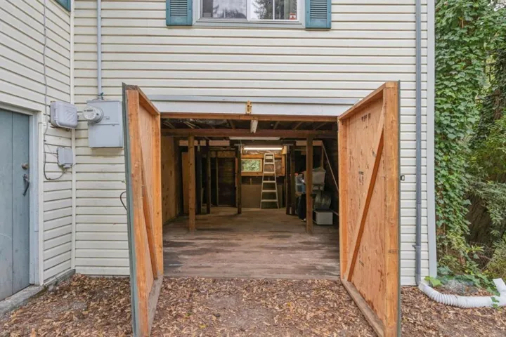 Garage with lockable garage doors.