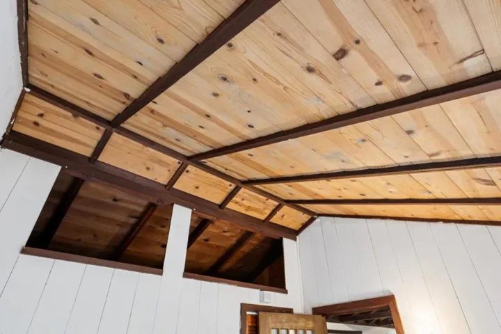 Bedroom 2: Vaulted ceiling and extra storage space