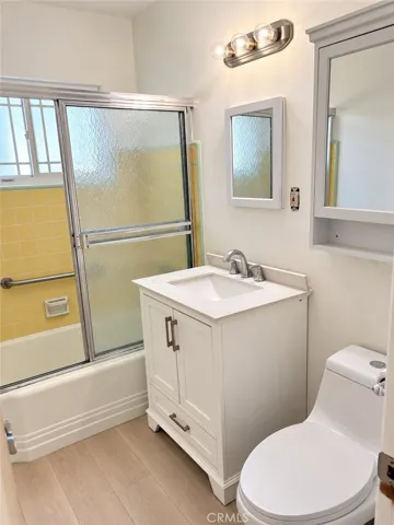 238 E Valencia Avenue E A, Burbank, California 91502 — photo 4